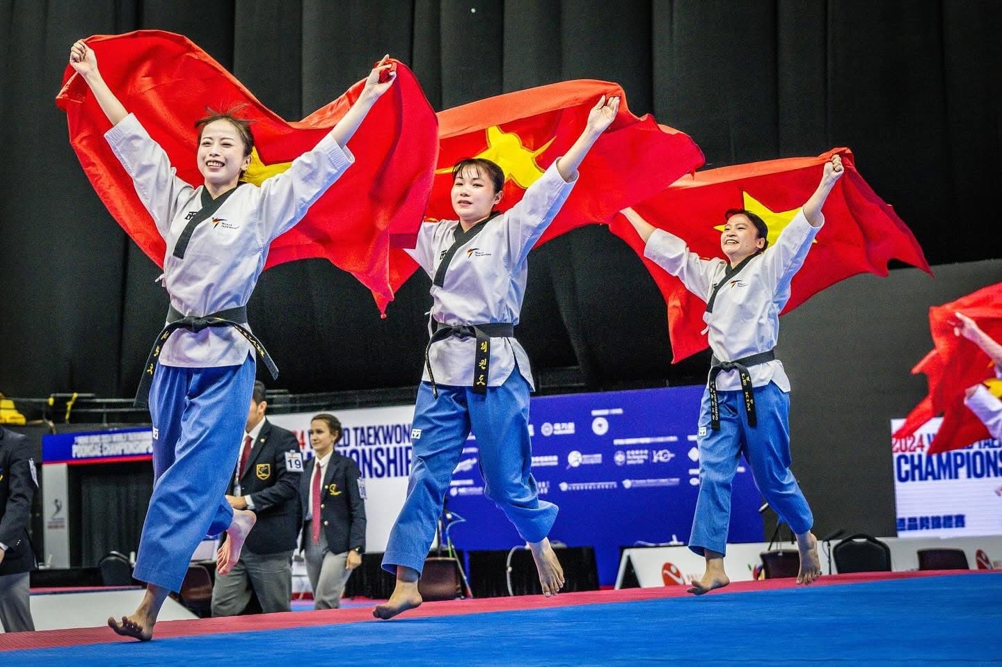 Female Under 50 Team Category at the Hong Kong 2024 World Taekwondo Poomsae Championships! š„š„š„